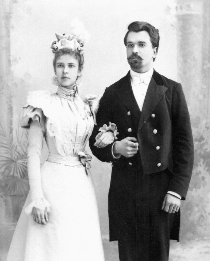 1. Чернавский с женой Надеждой. 1898 г..jpg