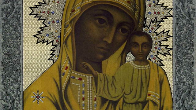 Крестный ход с иконой Божией Матери «Табынская»