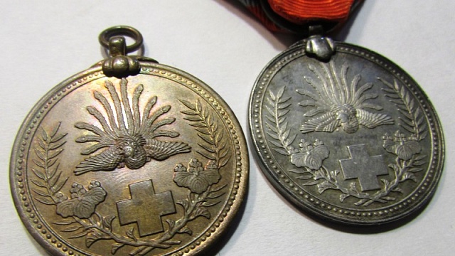 Медали Обществ Красного Креста Японии и Маньчжоу-го