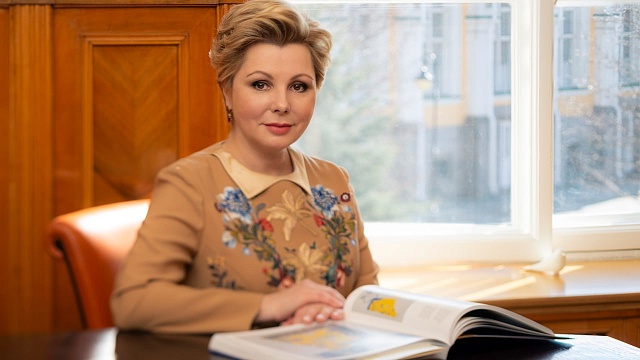 Поздравляем Елену Гагарину с наградой!